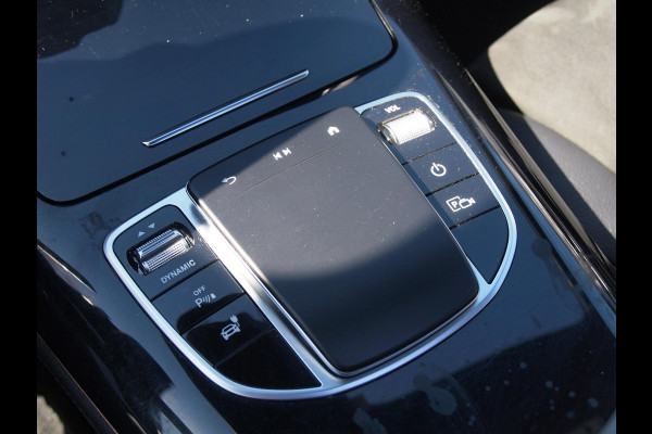 Mercedes-Benz EQC 400 4MATIC Business Solution AMG 80 kWh | Schuifdak | Trekhaak | Head-Up Display | Burmester | 360 Camera | NL-Auto |