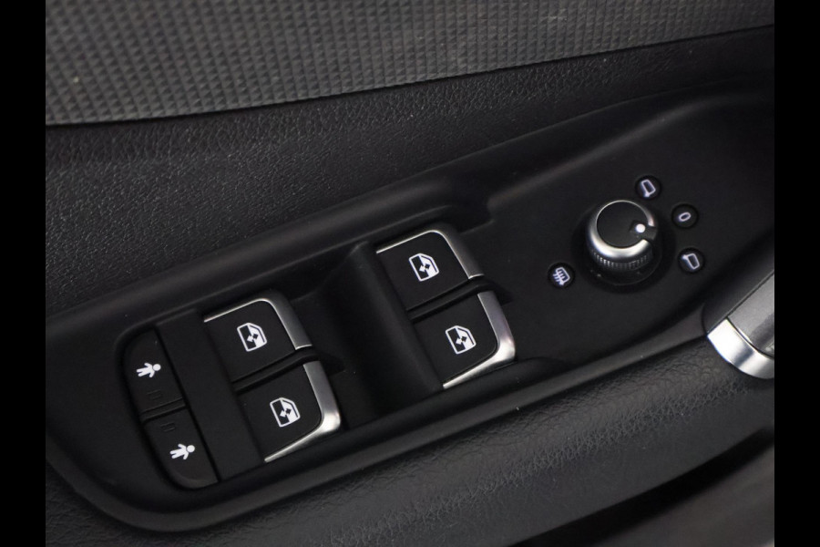 Audi Q2 30 TFSI S Edition | Digitale Cockpit | Stoel Verwarming | Achteruitrij Camera |