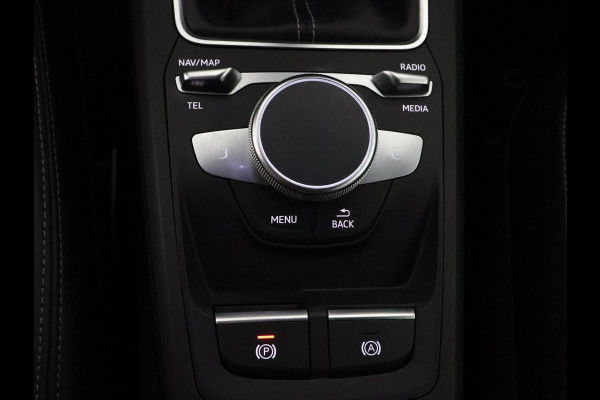 Audi Q2 30 TFSI S Edition | Digitale Cockpit | Stoel Verwarming | Achteruitrij Camera |