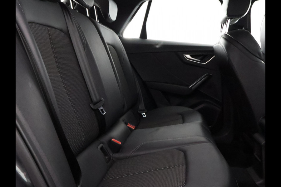 Audi Q2 30 TFSI S Edition | Digitale Cockpit | Stoel Verwarming | Achteruitrij Camera |