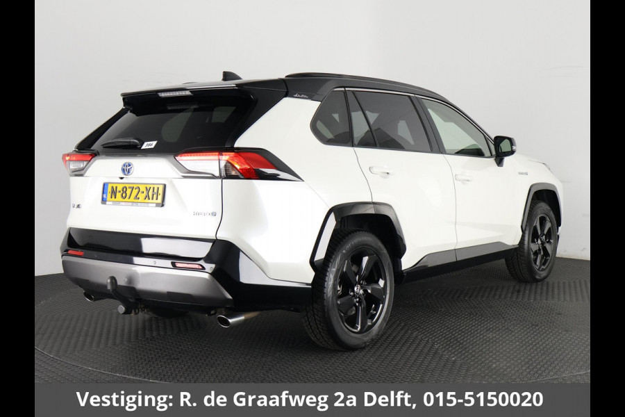 Toyota RAV4 2.5 Hybrid AWD Bi-Tone | 1650 KG trekgewicht | Trekhaak | Parkeersensoren | Apple Carplay & AndroidAUTO | Adapt.Cruise Control |