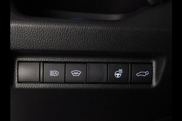Toyota RAV4 2.5 Hybrid AWD Bi-Tone | 1650 KG trekgewicht | Trekhaak | Parkeersensoren | Apple Carplay & AndroidAUTO | Adapt.Cruise Control |
