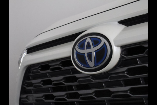 Toyota RAV4 2.5 Hybrid AWD Bi-Tone | 1650 KG trekgewicht | Trekhaak | Parkeersensoren | Apple Carplay & AndroidAUTO | Adapt.Cruise Control |
