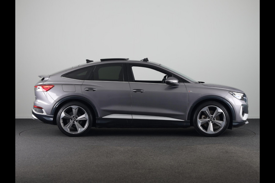 Audi Q4 Sportback e-tron 50 quattro S edition 77 kWh 299pk | SOH 94% | Panoramadak | Matrix | Sonos Audio 21 inch Lichtmetalen velgen | Sportstoelen |