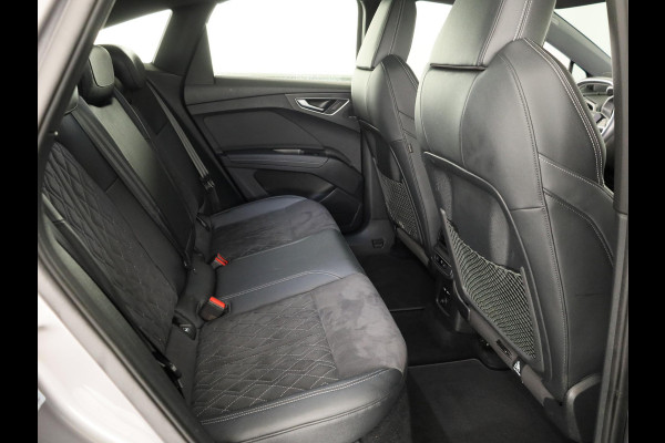Audi Q4 Sportback e-tron 50 quattro S edition 77 kWh 299pk | SOH 94% | Panoramadak | Matrix | Sonos Audio 21 inch Lichtmetalen velgen | Sportstoelen |