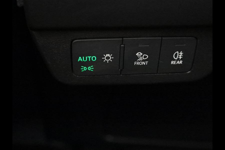 Audi Q4 Sportback e-tron 50 quattro S edition 77 kWh 299pk | SOH 94% | Panoramadak | Matrix | Sonos Audio 21 inch Lichtmetalen velgen | Sportstoelen |