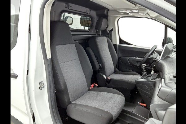 Peugeot Partner 1.2 Benzine 111PK Euro6 Premium / Airco / Navigatie / Cruise-ctr. / Schuifdeur + Raam / Radio multimedia / Apk nieuw