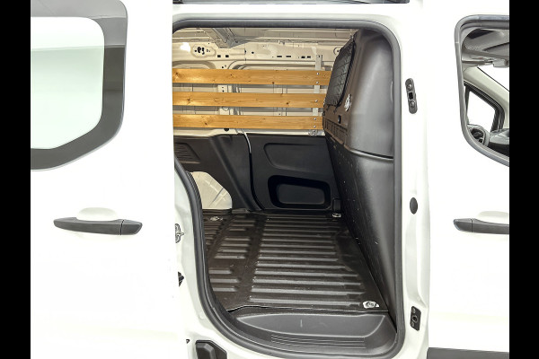 Peugeot Partner 1.2 Benzine 111PK Euro6 Premium / Airco / Navigatie / Cruise-ctr. / Schuifdeur + Raam / Radio multimedia / Apk nieuw
