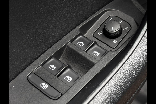 Škoda Karoq 1.0 TSI Style | Navigatie | Climate Control | Parkeersensoren | 1e Eigenaar