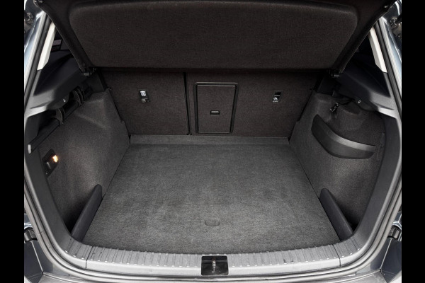 Škoda Karoq 1.0 TSI Style | Navigatie | Climate Control | Parkeersensoren | 1e Eigenaar