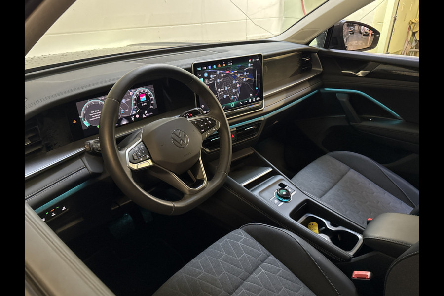 Volkswagen Tayron 1.5 eTSI 150PK DSG LIFE 7-PERSOONS/TREKHAAK/360CAMERA FABRIEKS GARANTIE