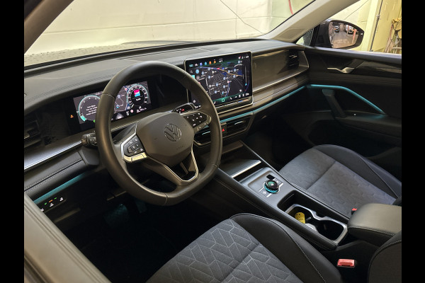 Volkswagen Tayron 1.5 eTSI 150PK DSG LIFE 7-PERSOONS/TREKHAAK/360CAMERA FABRIEKS GARANTIE