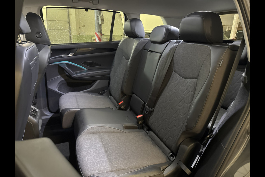 Volkswagen Tayron 1.5 eTSI 150PK DSG LIFE 7-PERSOONS/TREKHAAK/360CAMERA FABRIEKS GARANTIE