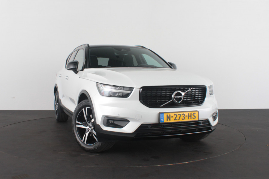 Volvo XC40 1.5 T3 R-Design > Trekhaak/H&K/Zwart dak/Winterpakket pro...
