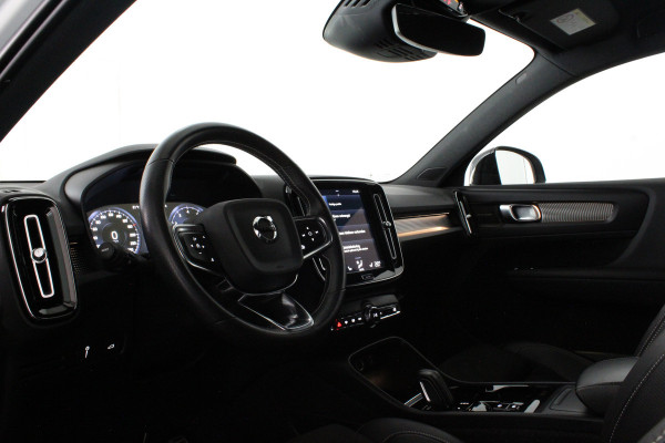 Volvo XC40 1.5 T3 R-Design > Trekhaak/H&K/Zwart dak/Winterpakket pro...