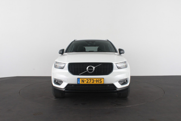 Volvo XC40 1.5 T3 R-Design > Trekhaak/H&K/Zwart dak/Winterpakket pro...