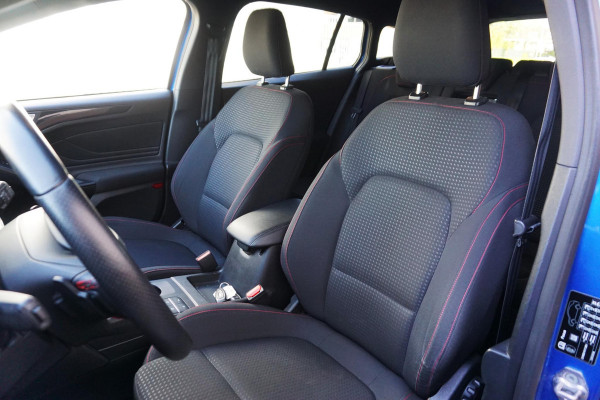 Ford FOCUS Wagon 1.0 EcoB. ST-Line | WINTERPACK| CAMERA| ALLSEASON!