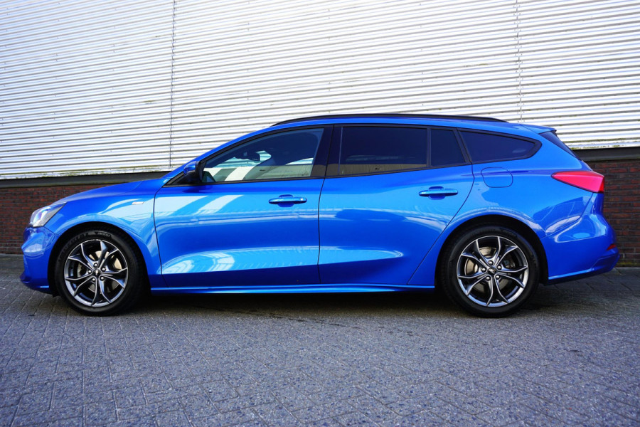 Ford FOCUS Wagon 1.0 EcoB. ST-Line | WINTERPACK| CAMERA| ALLSEASON!