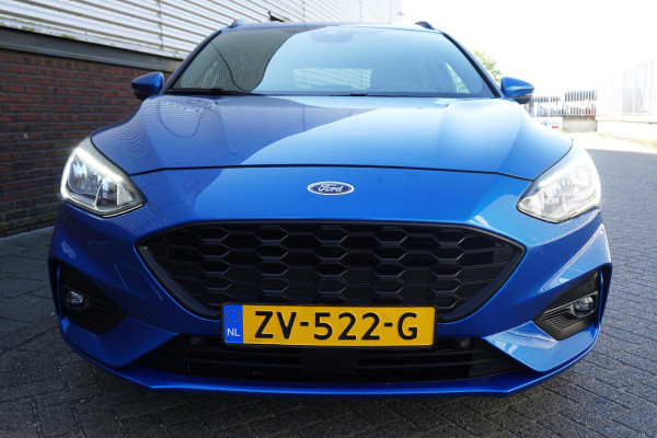 Ford FOCUS Wagon 1.0 EcoB. ST-Line | WINTERPACK| CAMERA| ALLSEASON!
