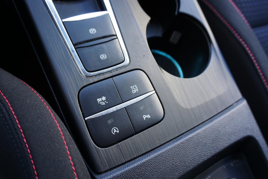 Ford FOCUS Wagon 1.0 EcoB. ST-Line | WINTERPACK| CAMERA| ALLSEASON!