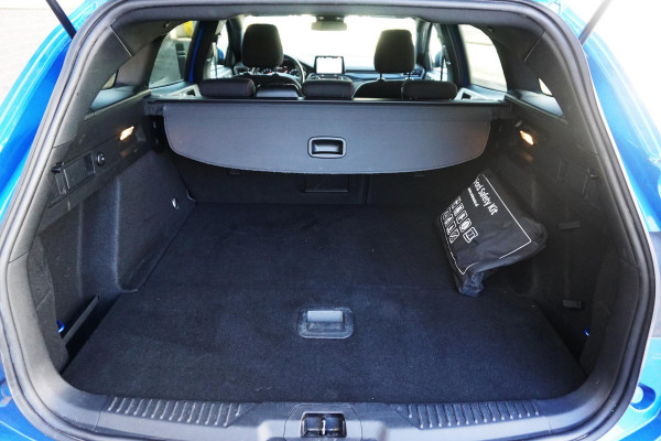 Ford FOCUS Wagon 1.0 EcoB. ST-Line | WINTERPACK| CAMERA| ALLSEASON!