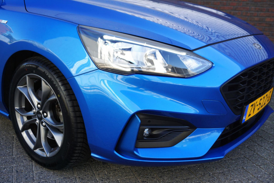 Ford FOCUS Wagon 1.0 EcoB. ST-Line | WINTERPACK| CAMERA| ALLSEASON!