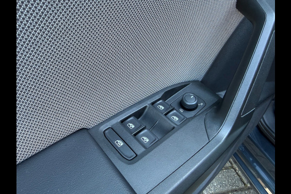 Seat Leon 1.0 TSI Style - Media Apple/Android - Climate - Full LED - Org.NL