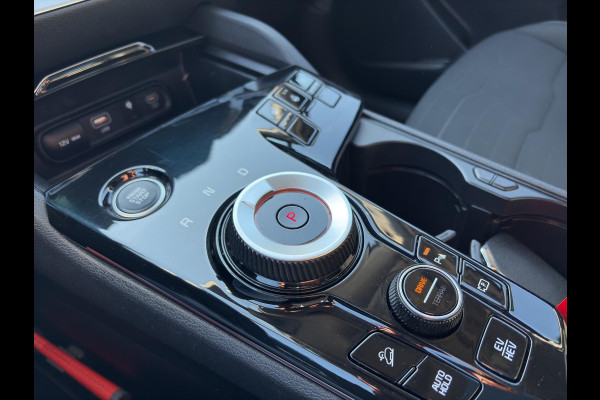 Kia Sportage 1.6 T-GDi Plug-in Hybrid AWD DynamicPlusLine Panoramadak | Stoelverwarming voor/achter | Camera | Trekhaak | Elektrische Stoelen | Cruise | Apple Carplay & Android Auto |