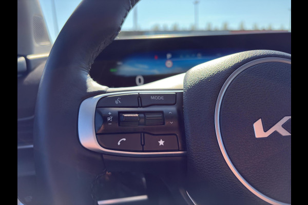 Kia Sportage 1.6 T-GDi Plug-in Hybrid AWD DynamicPlusLine Panoramadak | Stoelverwarming voor/achter | Camera | Trekhaak | Elektrische Stoelen | Cruise | Apple Carplay & Android Auto |