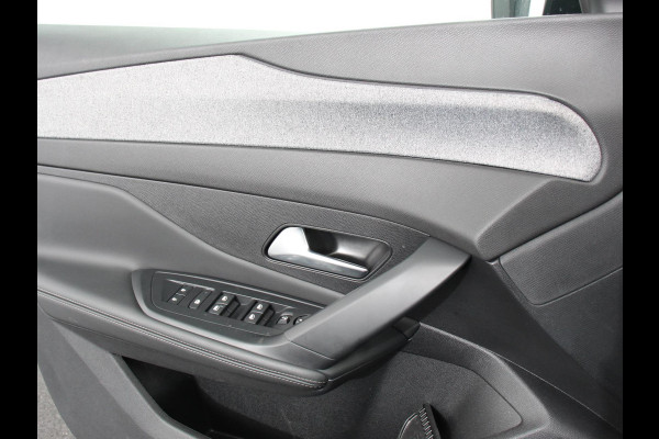 Peugeot 408 1.2 Allure Hybrid 145pk e Automaat Climate Control Navigatie Apple Carplay / Android auto PDC VA + Camera Adaptive Cruise Control 19" LM Velgen Full LED