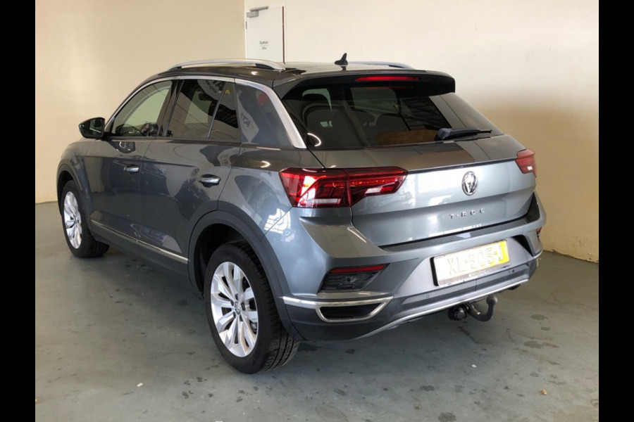 Volkswagen T-Roc 1.5 TSI Sport - Pano/Schuifdak - Navi - Trekhaak - Org.NL