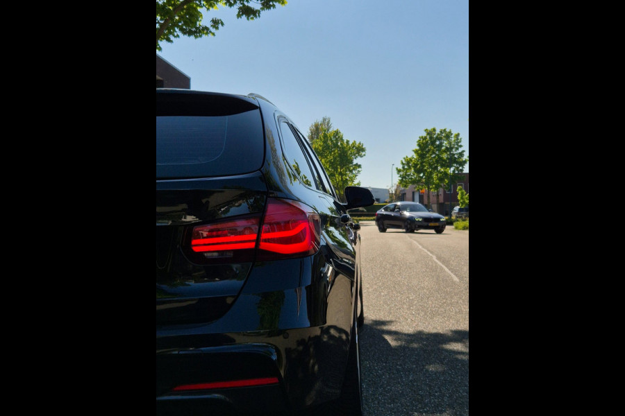BMW 3 Serie Touring M Sport GR Navigatie Nbt EVO Virtual dash 6WB Cruise Control Getinten ramen 100% dealer onderh Corporate Lease