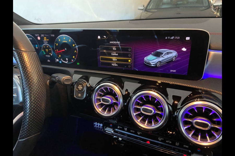 Mercedes-Benz CLA-Klasse 200 AMG-NIGHT PAKKET/PANO/SFEER/WIDESCREEN