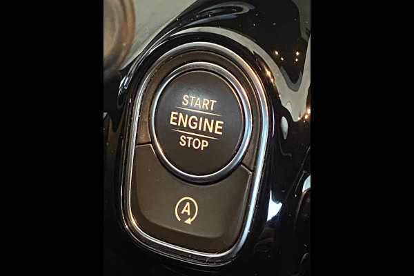 Mercedes-Benz CLA-Klasse 200 AMG-NIGHT PAKKET/PANO/SFEER/WIDESCREEN