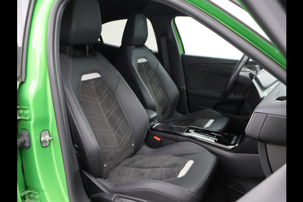 Opel Mokka-e ULTIMATE 50 KWH TWO TONE 94% SOH + LEDER/ALCANTARA | STOEL/STUURVERW. | 18 INCH | MATCHA GREEN