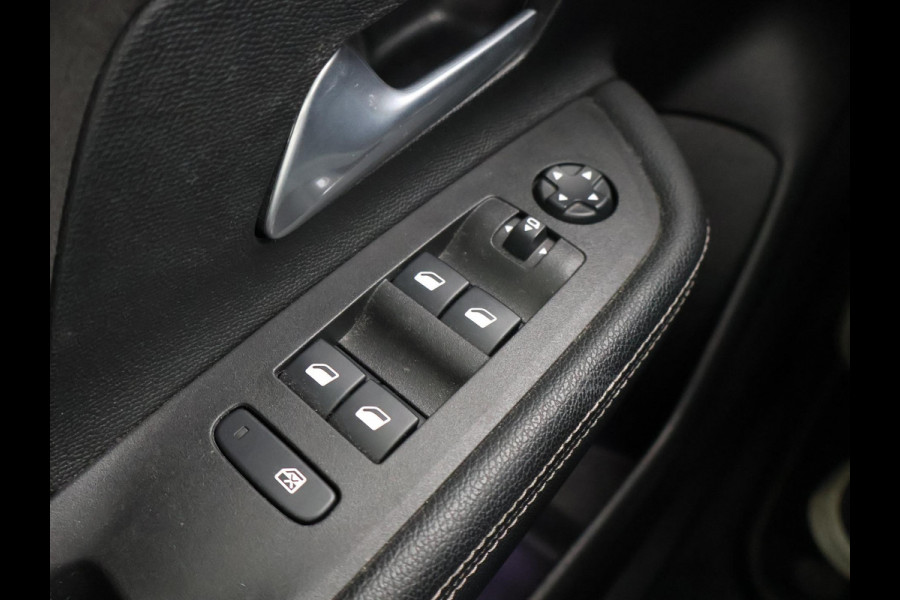 Opel Mokka-e ULTIMATE 50 KWH TWO TONE 94% SOH + LEDER/ALCANTARA | STOEL/STUURVERW. | 18 INCH | MATCHA GREEN