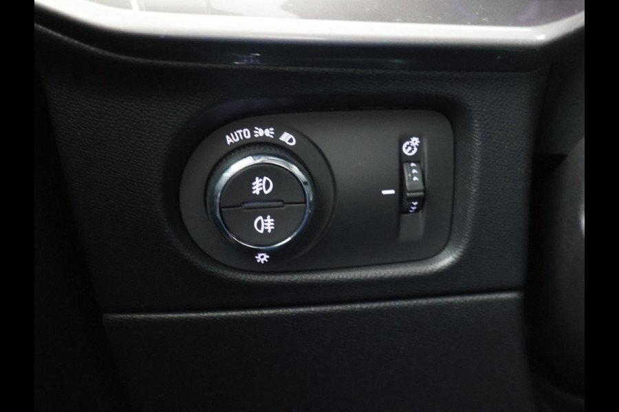 Opel Mokka-e ULTIMATE 50 KWH TWO TONE 94% SOH + LEDER/ALCANTARA | STOEL/STUURVERW. | 18 INCH | MATCHA GREEN