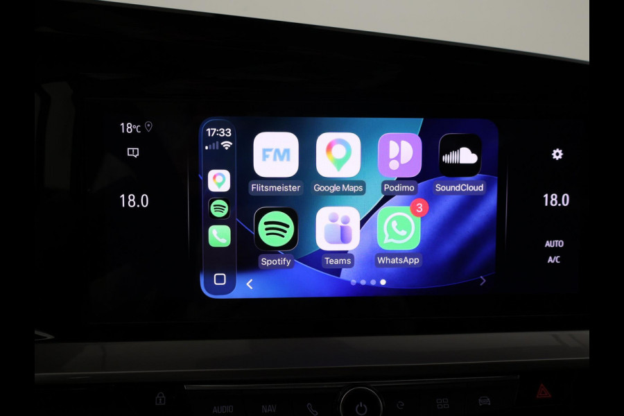 Opel Mokka-e ULTIMATE 50 KWH TWO TONE 94% SOH + LEDER/ALCANTARA | STOEL/STUURVERW. | 18 INCH | MATCHA GREEN