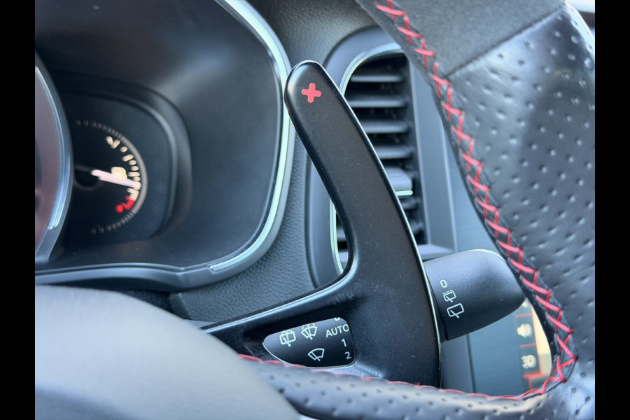 Renault Mégane 1.8 TCe 300 RS Trophy Recaro Brembo 4Control