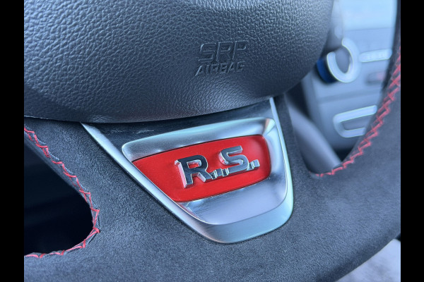 Renault Mégane 1.8 TCe 300 RS Trophy Recaro Brembo 4Control