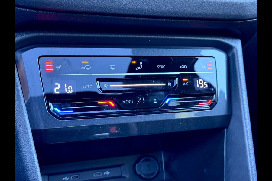 Volkswagen Tiguan 1.5 TSI R-Line Pano/Trekhaak/360/Sfeer