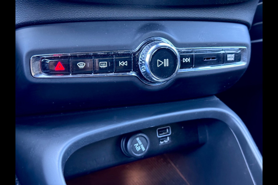 Volvo XC40 1.5 T5 Twin Engine R-Design 360/AppleCarPlay