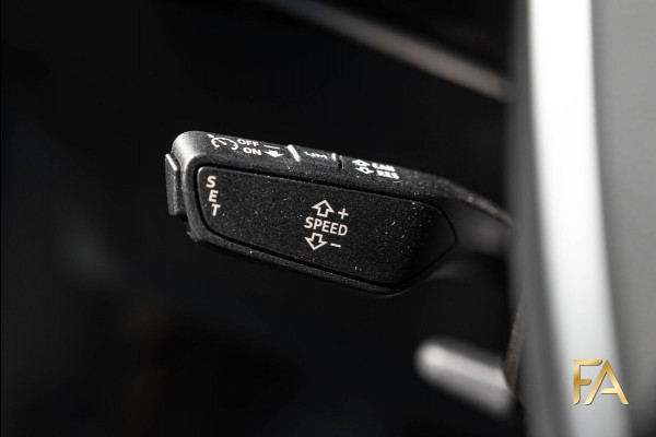 Audi e-tron 50 quattro S Line Black Edition 71 Kwh