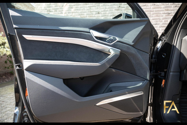 Audi e-tron 50 quattro S Line Black Edition 71 Kwh