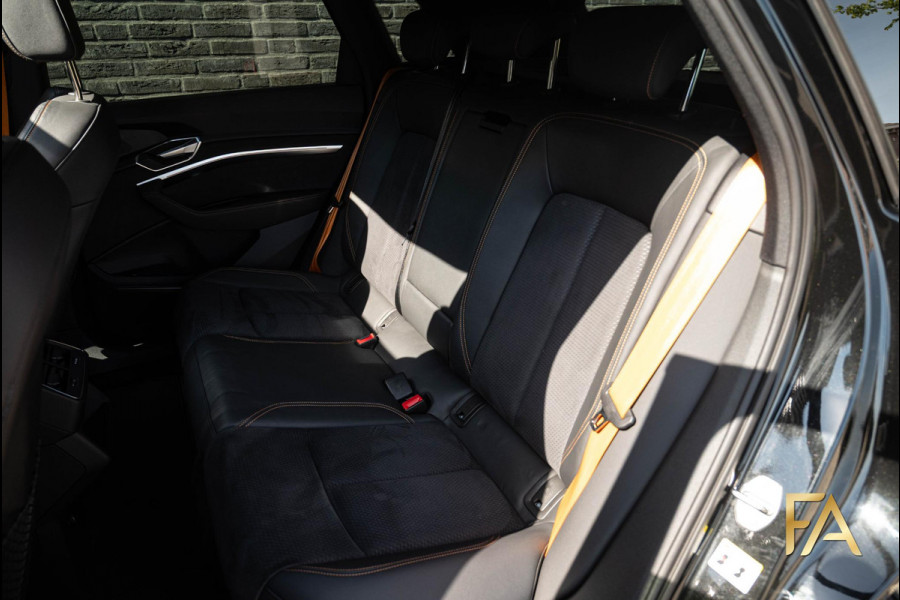 Audi e-tron 50 quattro S Line Black Edition 71 Kwh