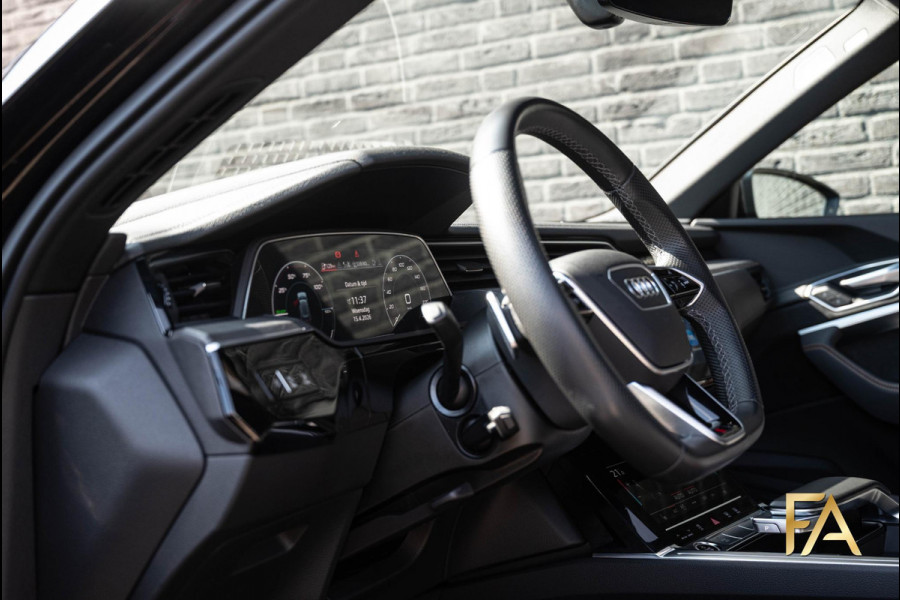 Audi e-tron 50 quattro S Line Black Edition 71 Kwh
