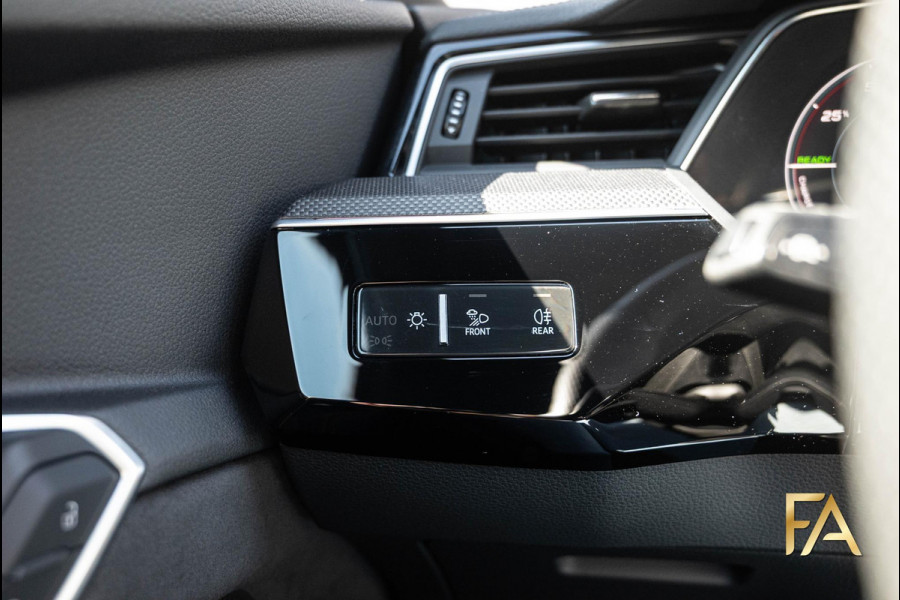 Audi e-tron 50 quattro S Line Black Edition 71 Kwh