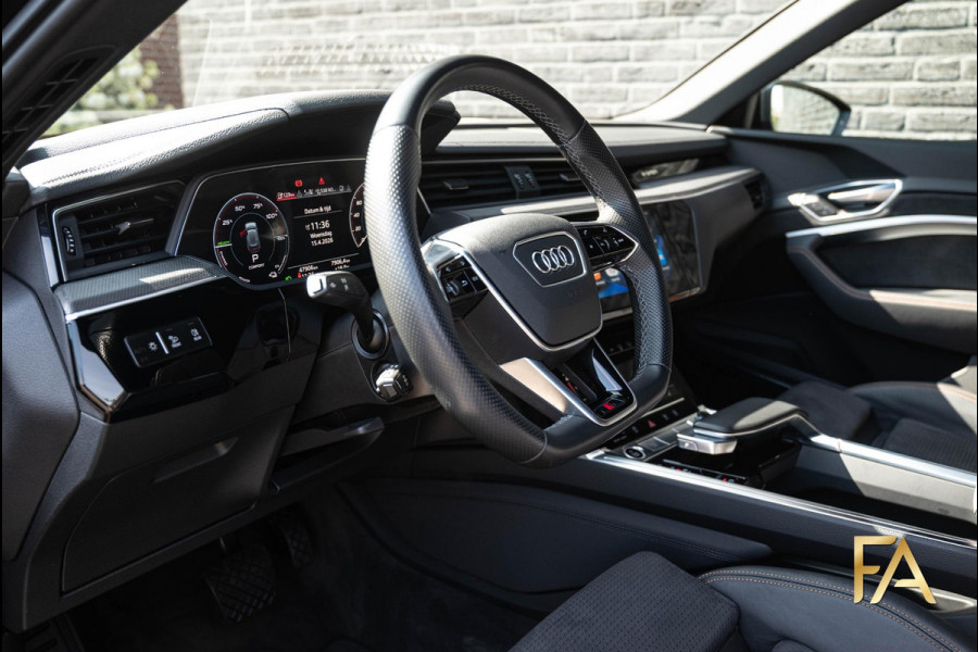Audi e-tron 50 quattro S Line Black Edition 71 Kwh