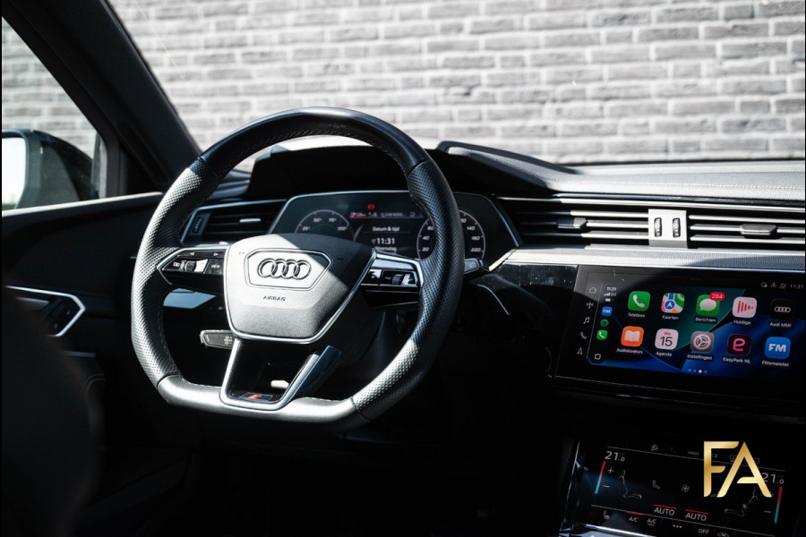 Audi e-tron 50 quattro S Line Black Edition 71 Kwh