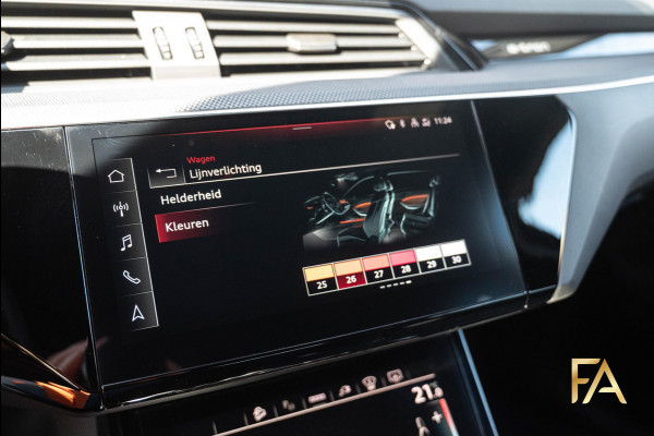 Audi e-tron 50 quattro S Line Black Edition 71 Kwh